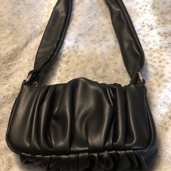 No Name Handbags - Cute No Name Small Purse